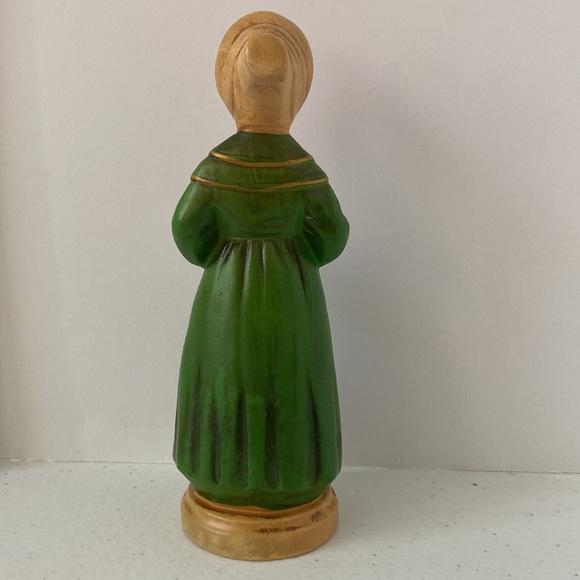 Vintage Nativity Caroler 7 1/4” Tall - Picture 2 of 4